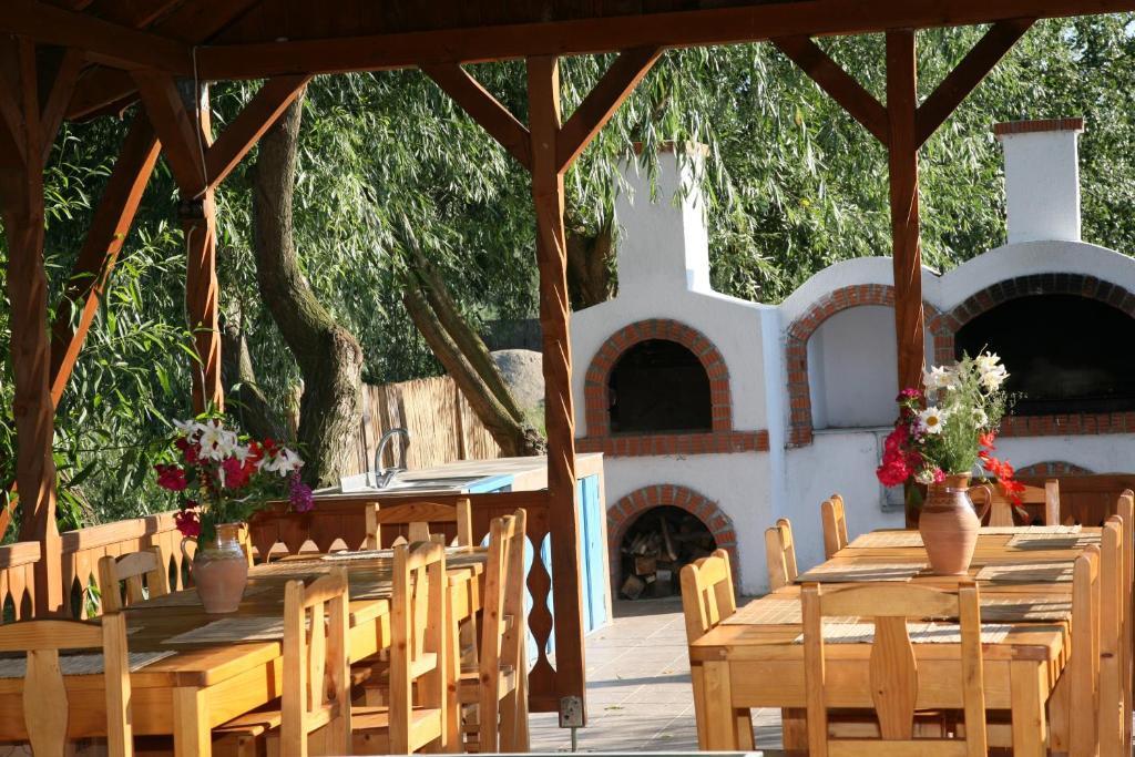 Casa Dintre Salcii Hotel Uzlina Zewnętrze zdjęcie